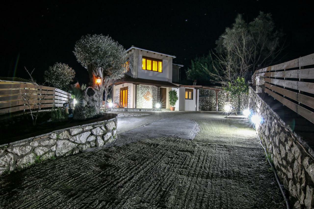 Villa Summer Breeze Nikiana Exterior photo
