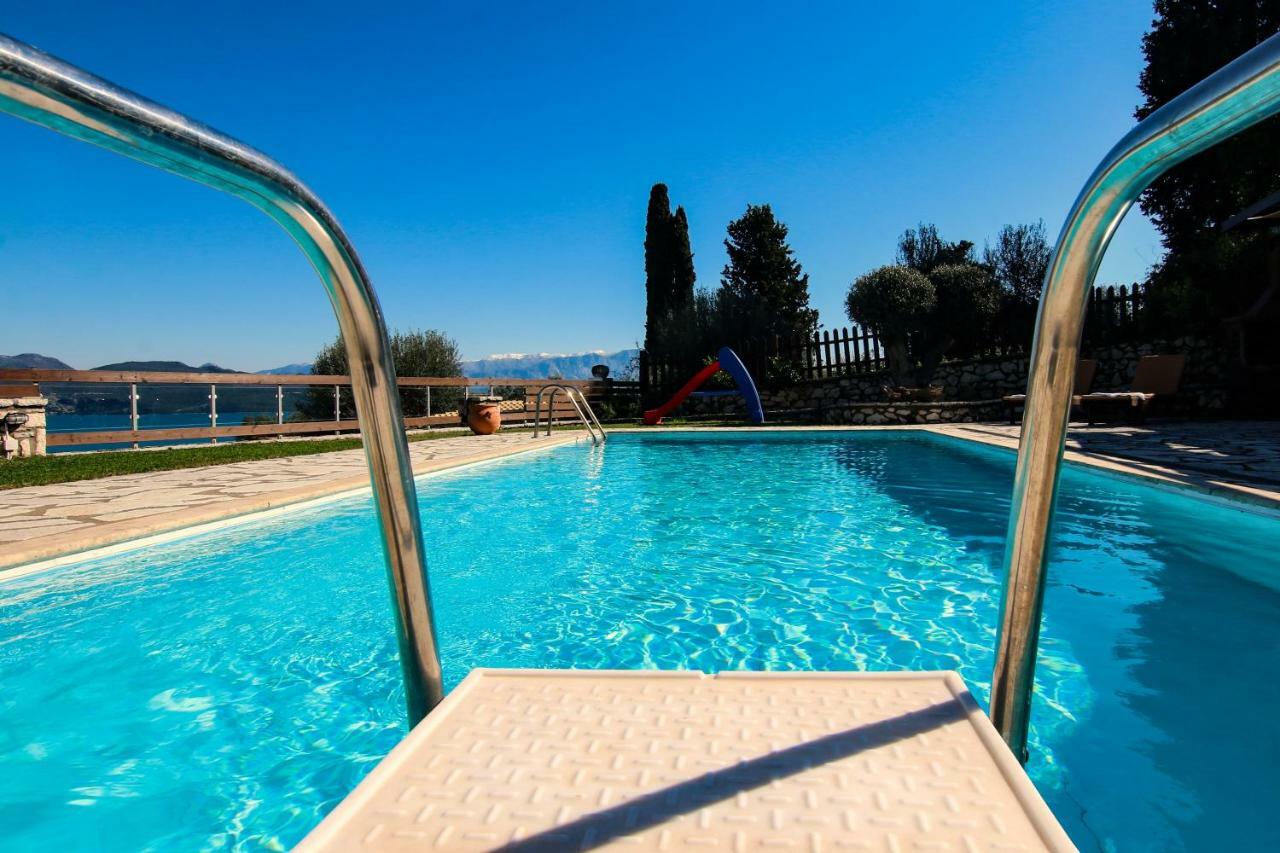 Villa Summer Breeze Nikiana Exterior photo